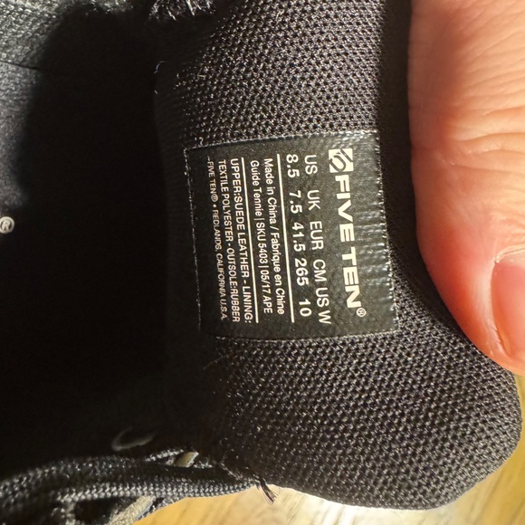 BNIB FiveTen guide tennie size 8.5/41.5 - Picture 2 of 5
